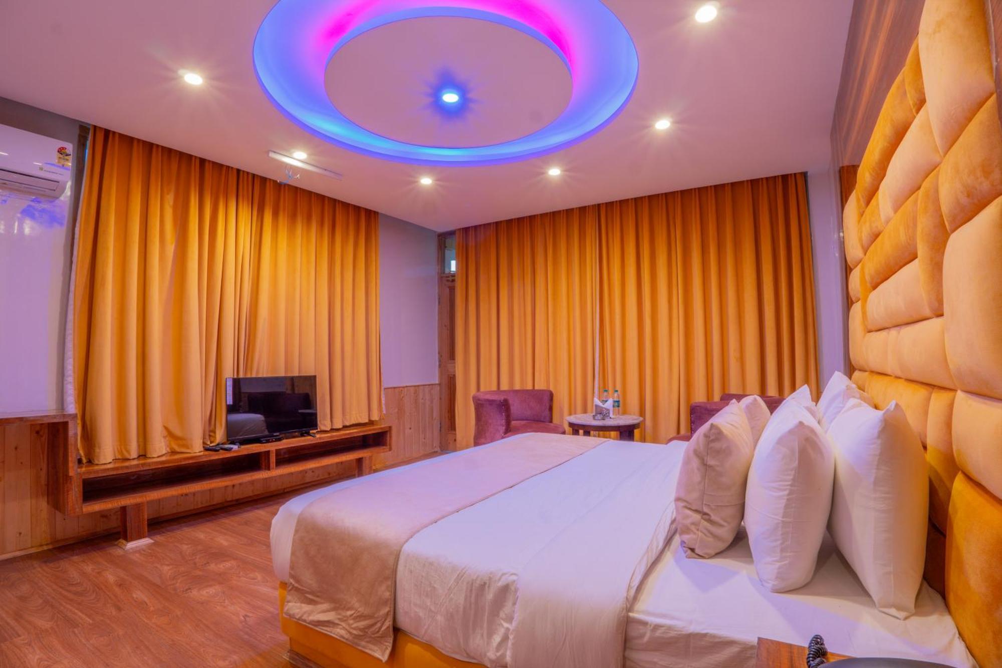 Hill River Resort By West Western Manali  Ngoại thất bức ảnh