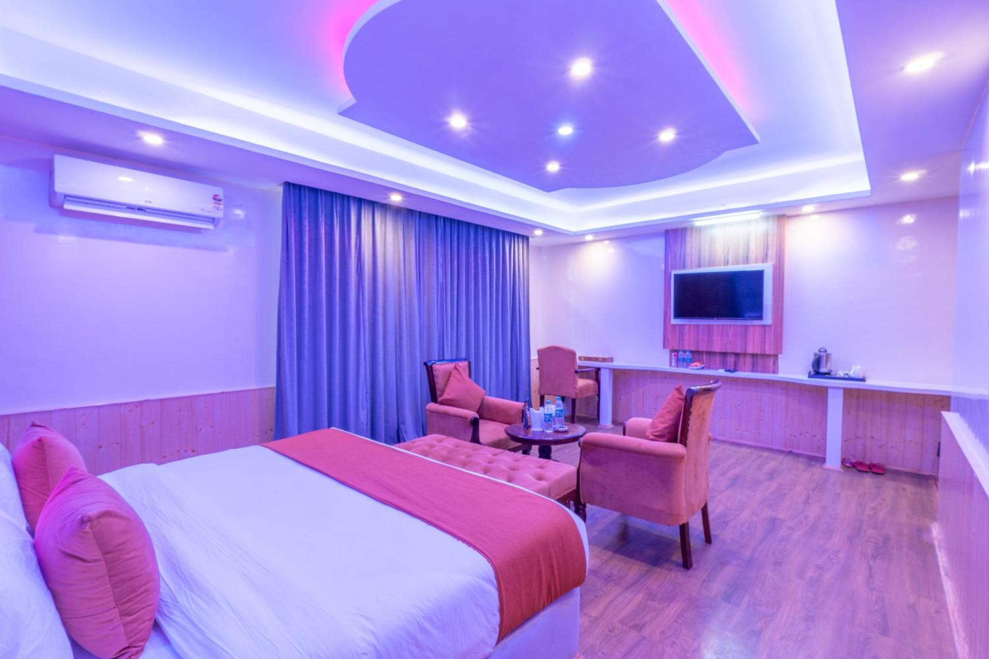 Hill River Resort By West Western Manali  Ngoại thất bức ảnh