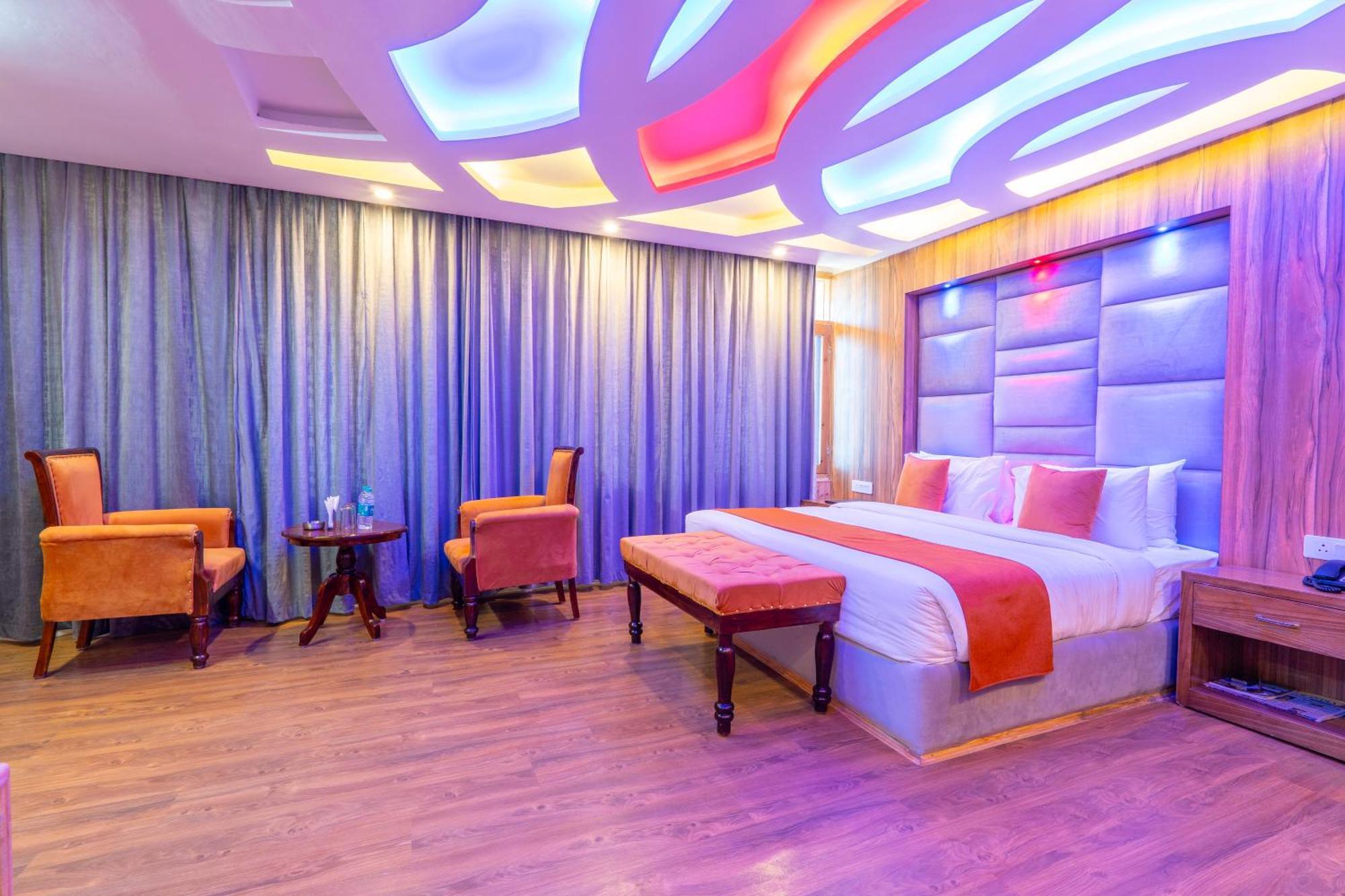 Hill River Resort By West Western Manali  Ngoại thất bức ảnh