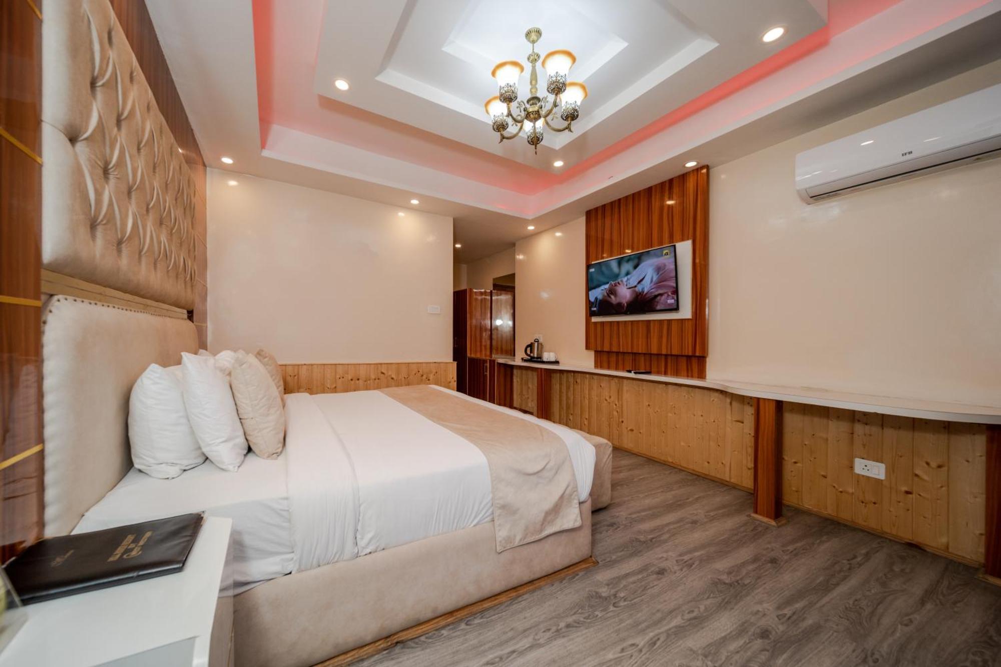 Hill River Resort By West Western Manali  Ngoại thất bức ảnh